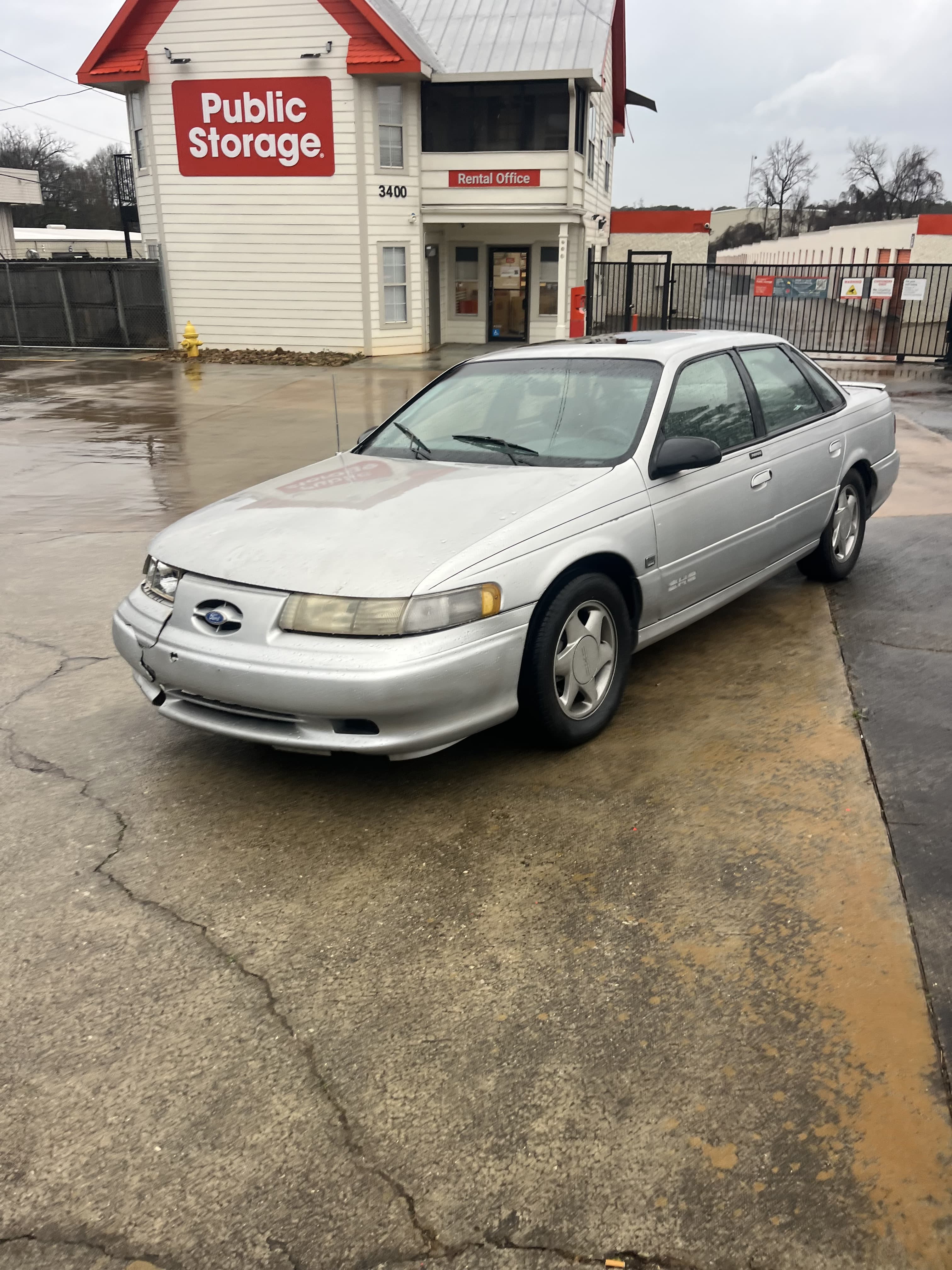 Old Ford Taurus purchased for cash in Atlanta Georgia — we buy old cars any year